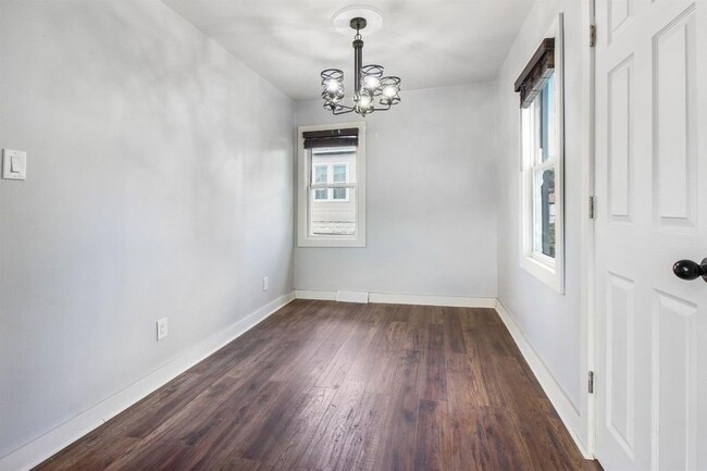 Dining Room - 2731 Martha St