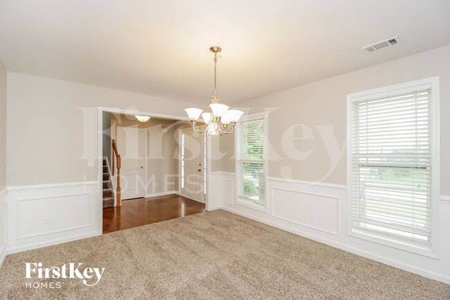 Building Photo - 36 Crown Dr