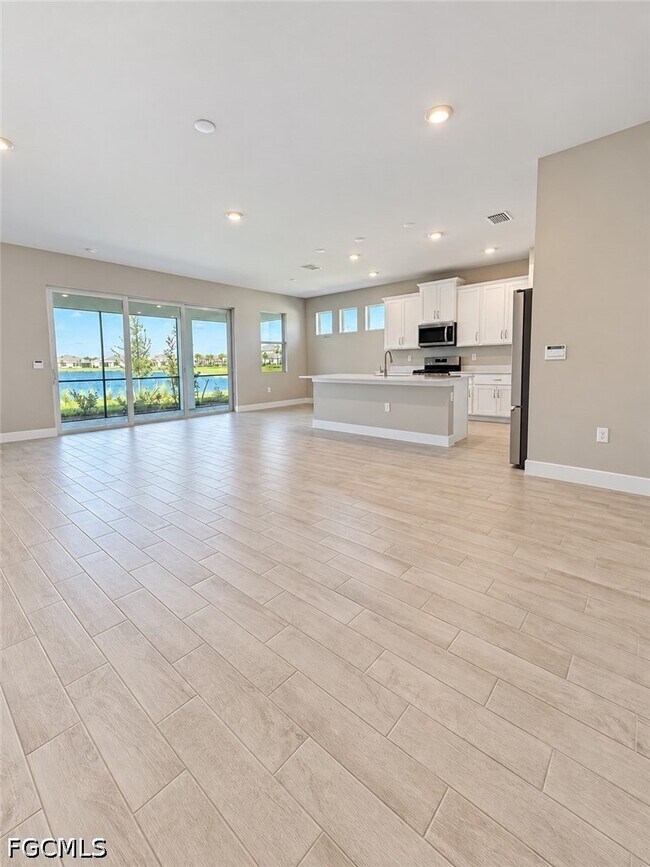 Foto del edificio - 44643 Plumeria St
