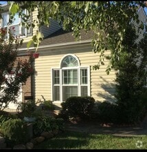 Building Photo - 2352 Bizzone Cir