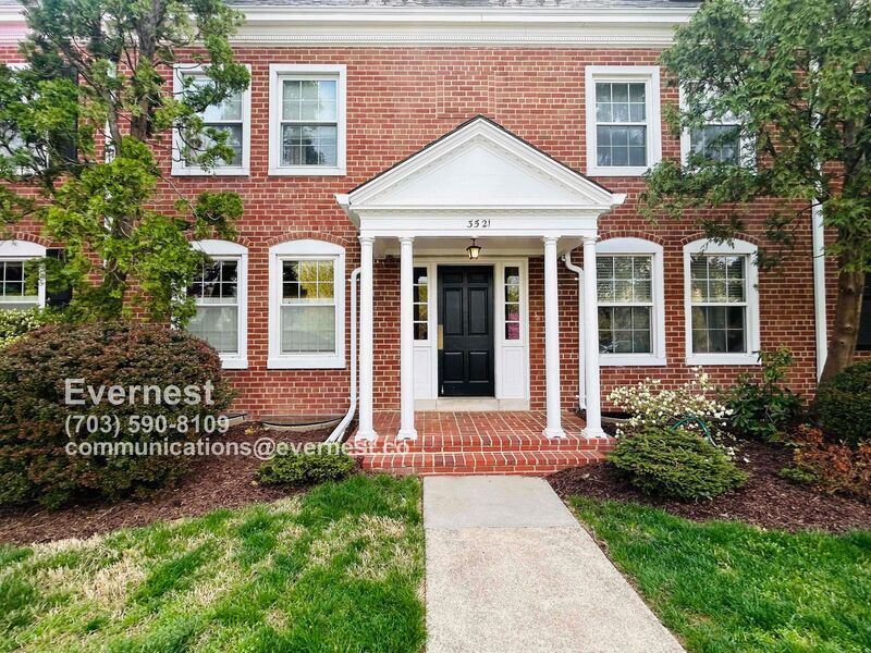 Primary Photo - 3521 S Wakefield St