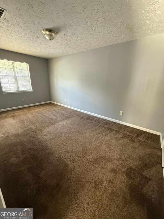 Building Photo - 5902 N Castlegate Dr