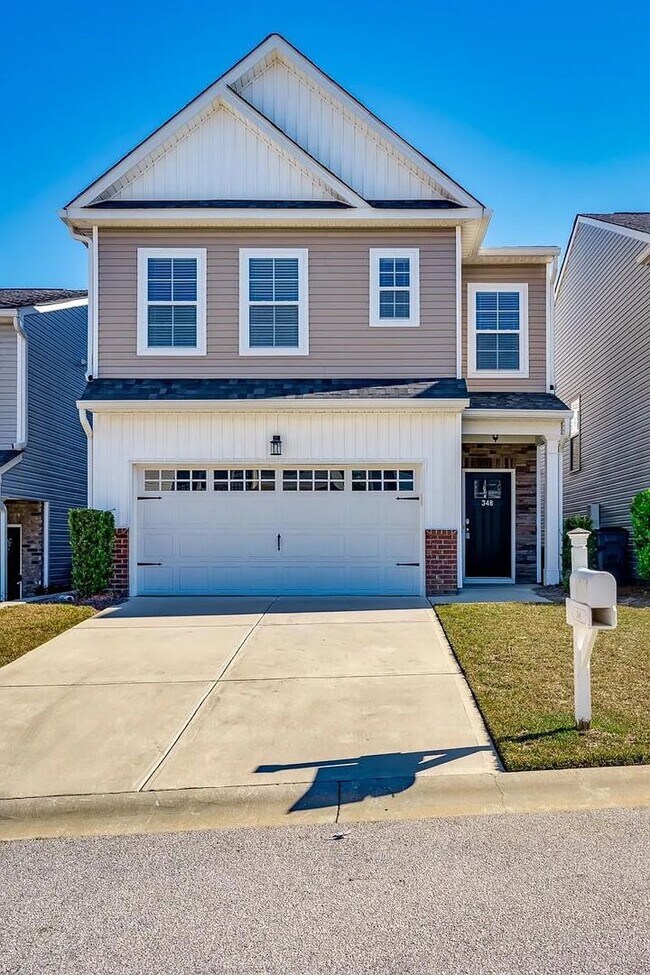 Building Photo - 348 Dawsons Park Dr