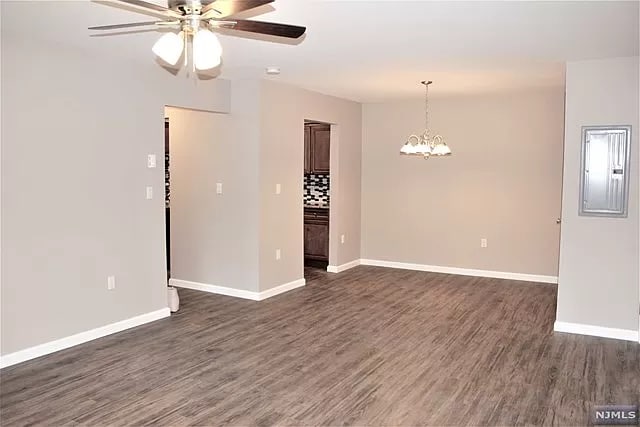 Building Photo - 466 A Liberty St