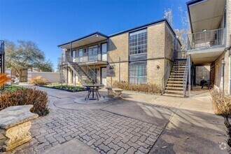 Building Photo - 513 Ridge St