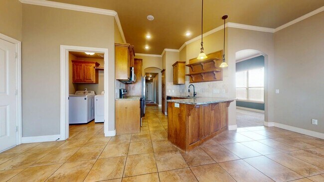 Foto del edificio - 313 Marilyn Glover St