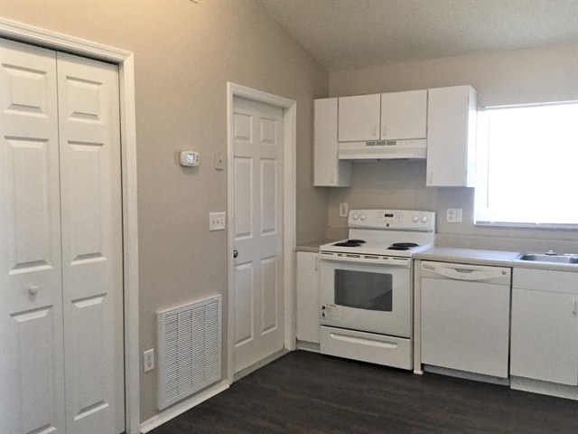 Building Photo - 735 Deacon Winn Ct