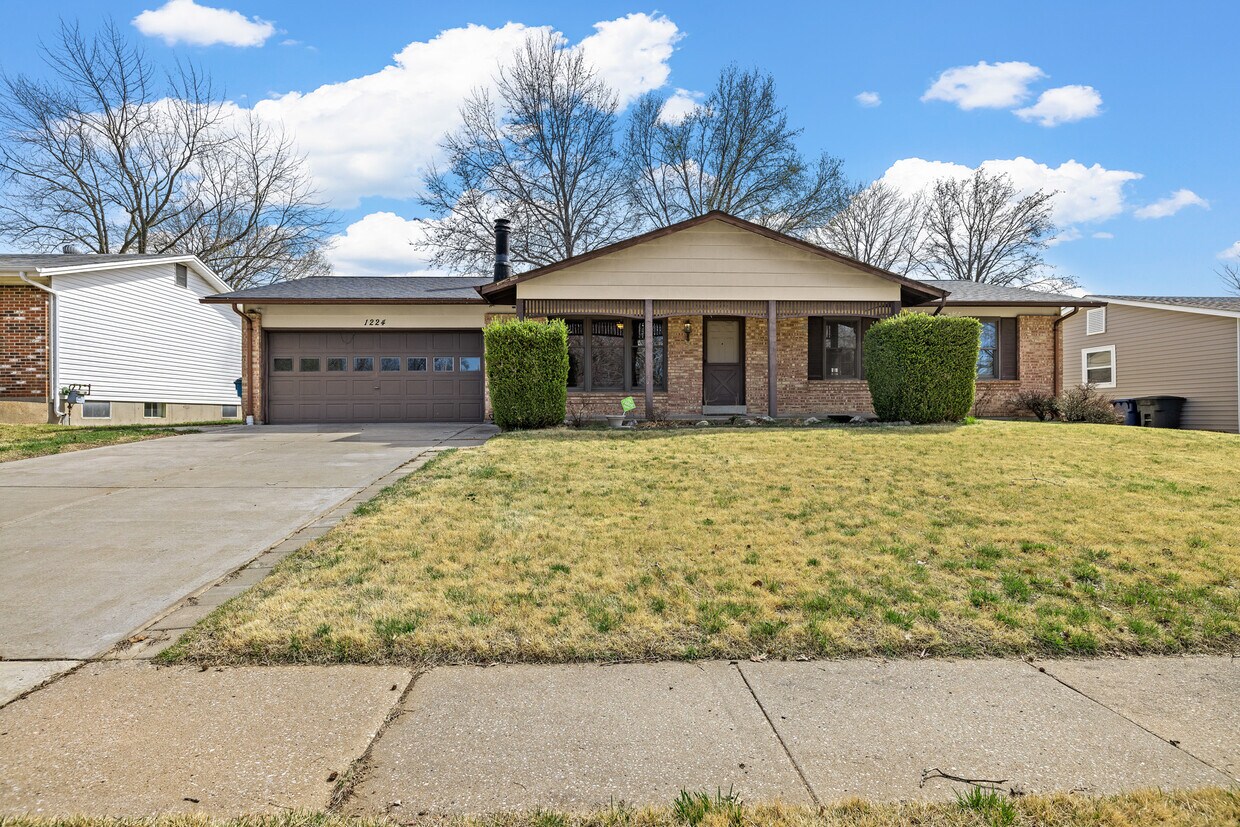 Primary Photo - 1224 Wheaton Dr