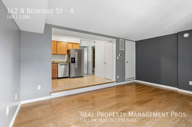 Building Photo - 142 N Bedford St