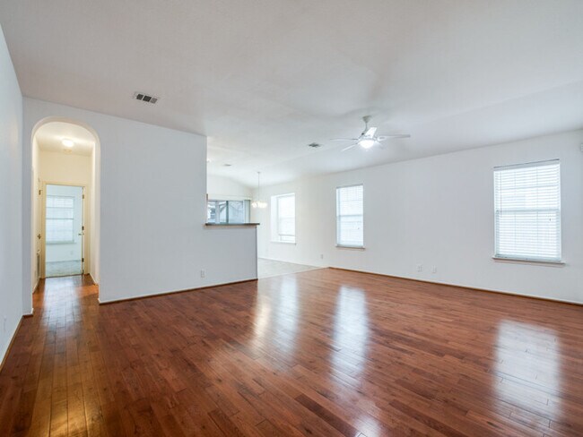 Building Photo - San Antonio, TX - House - $1,795.00 Availa...