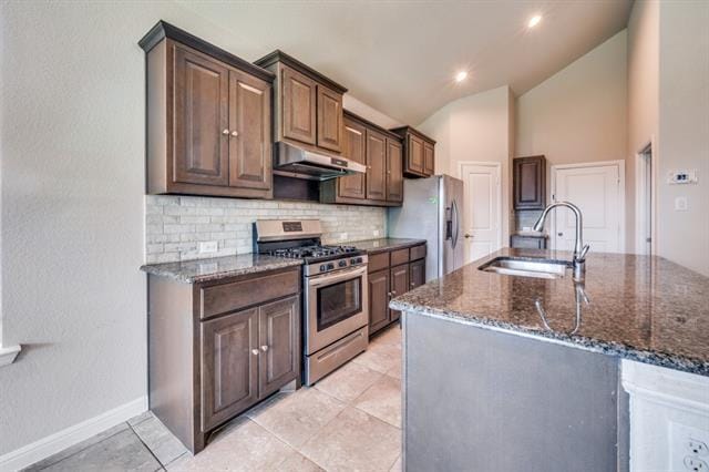 Building Photo - 713 Redding Dr
