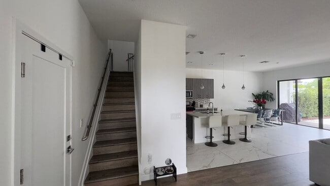 Building Photo - 4980 Whispering Way