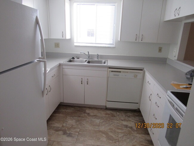 Building Photo - 151 Plover Ln