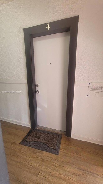 Foto del edificio - 1322 SW 7th St