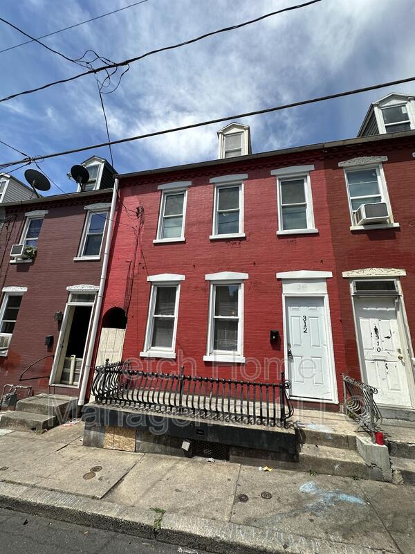 Building Photo - 312 Beaver St