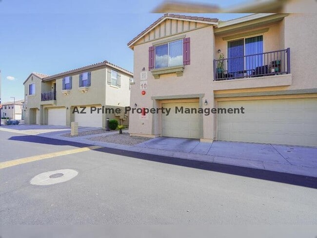 Building Photo - 8115 W Lynwood St