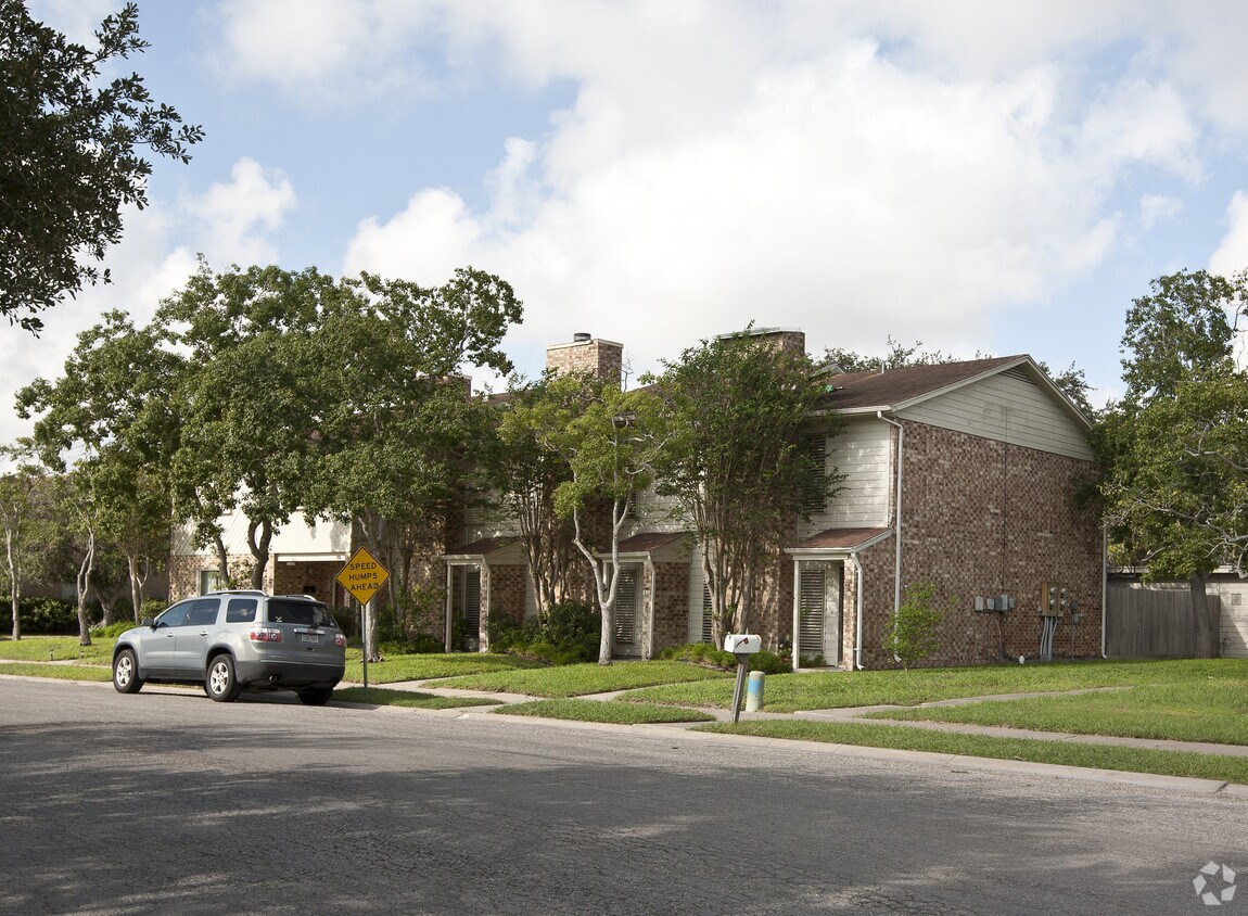 Primary Photo - 6513 Long Meadow Dr