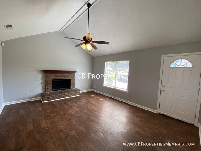 Foto del edificio - 4397 Brickwood Ln