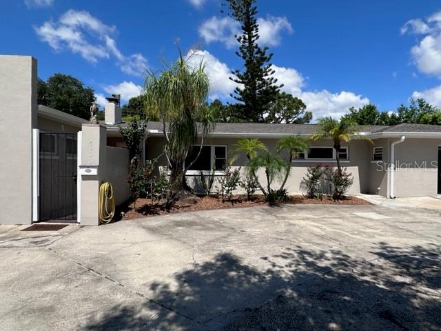 Foto principal - 3830 28th St N
