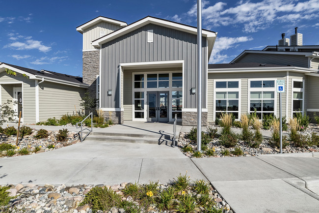 Building Photo - The Overlook at Interquest Apartments