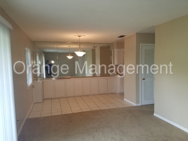 Building Photo - 401 Georgetown Dr