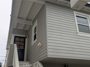 Building Photo - 425 Orchid Ave