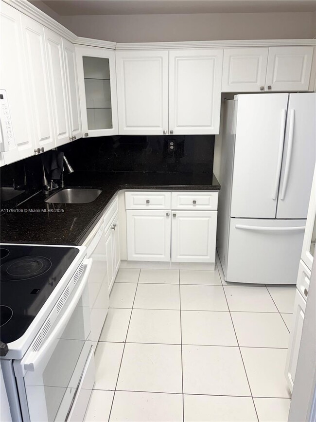 Foto del edificio - 5201 NW 7th St