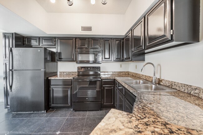 Foto del edificio - 1280 S Alhambra Cir