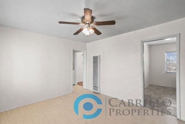 Foto del edificio - 4334 Cleveland Ave