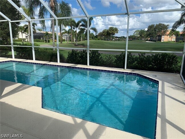 Foto del edificio - 13080 Bridgeford Ave