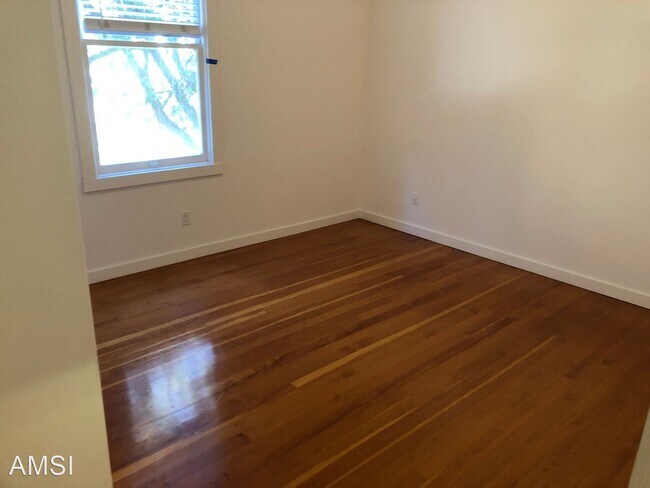 Foto del edificio - 3 br, 2 bath House - 537 Hugo Street