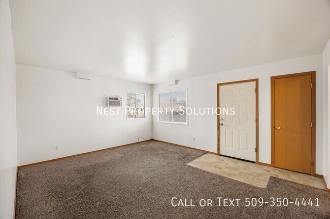 Foto del edificio - 1225 Arlington Dr