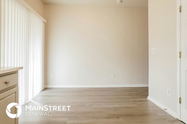 Foto del edificio - 361 Stone Meadow Dr