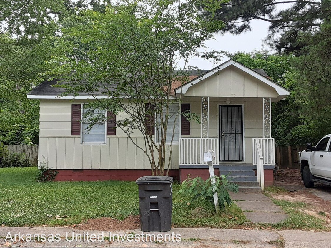 Primary Photo - 2 br, 1 bath House - 175 Roosevelt Rd