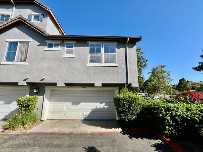 Building Photo - 2B 2.5BA Townhome in Otay Ranch w/ AC!