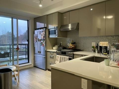 Building Photo - 10233 River Dr