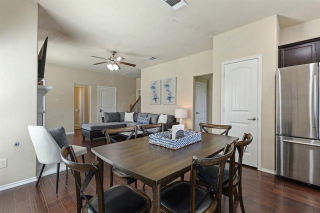 Building Photo - 216 Black Bear Dr