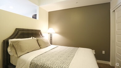 Studio - Turquoise - Coda