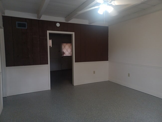 Foto del edificio - 1719 Oakley Ct