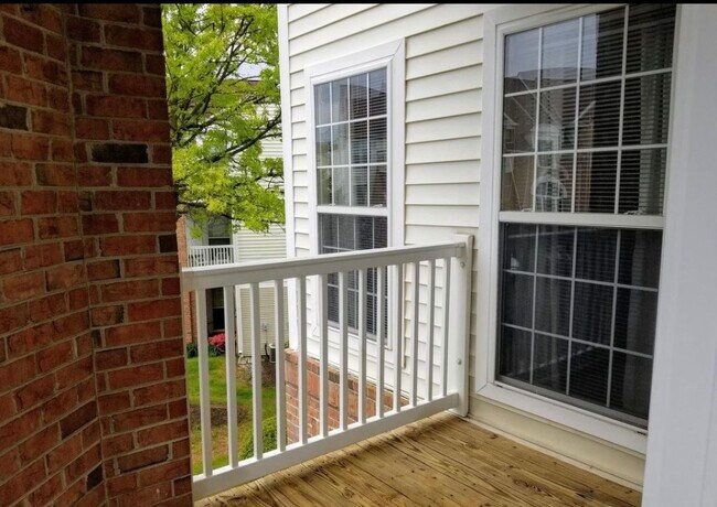 Foto del edificio - 2502 Driftwood Ct