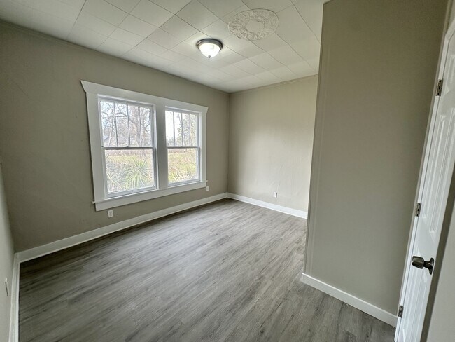 Foto del edificio - 1728 Princeton Ave SW