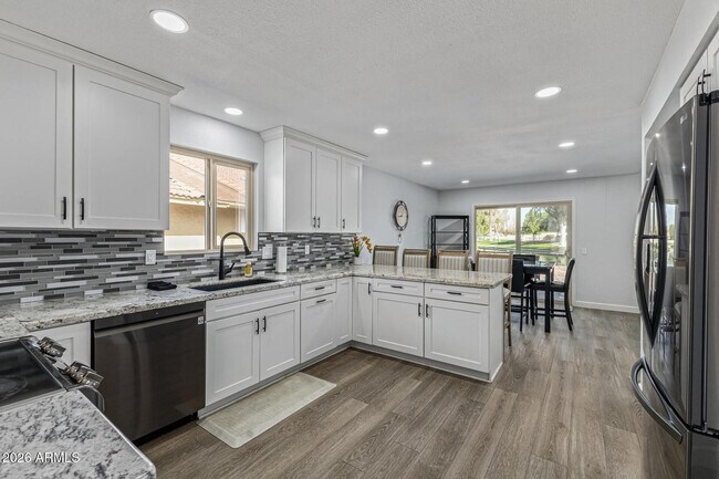 Foto del edificio - 26241 S Lakemont Dr