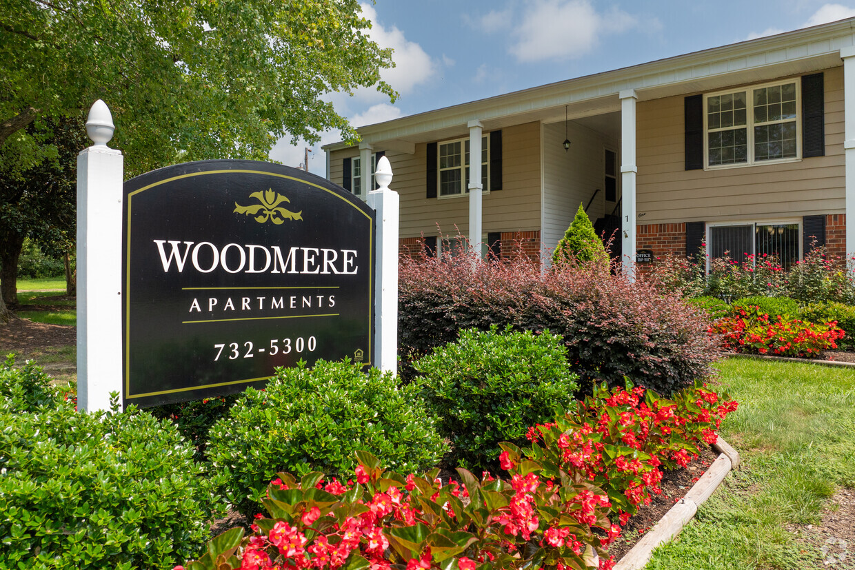 Foto principal - Woodmere Apartments