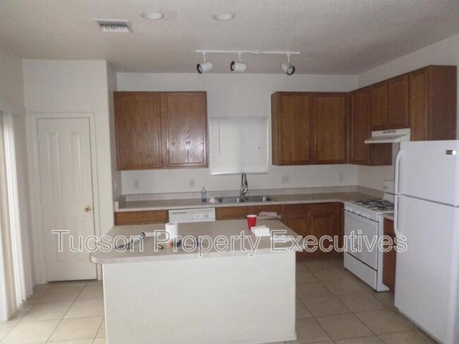 Building Photo - 5244 S Via Laguna Blanca