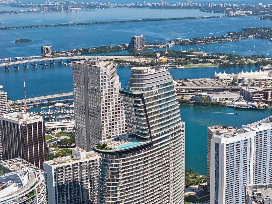 Foto principal - 300 Biscayne Blvd Way