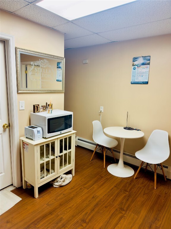 Building Photo - 1304 Monroe St