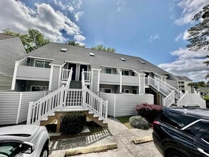 Building Photo - 400 Cambridge Cir