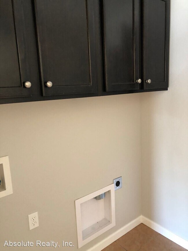 Foto del edificio - 3 br, 2 bath House - 6583 Gelbvieh Road