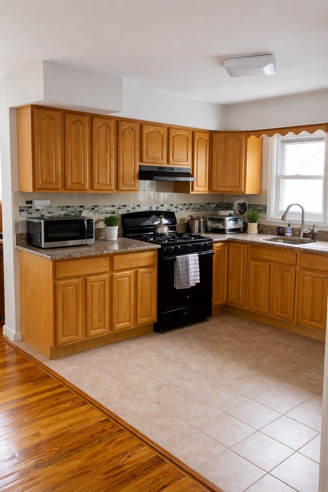 Foto del edificio - 88 Harper Ave