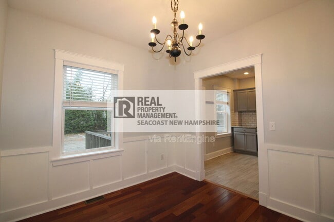 Building Photo - 586 Central Ave